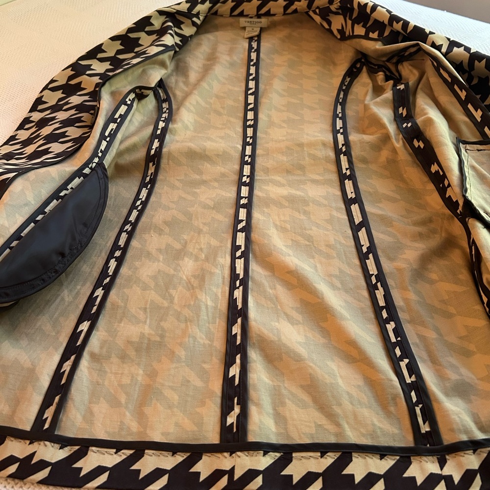Houndstooth Patterned 3/4 Length Cotton Coat. Siz… - image 4